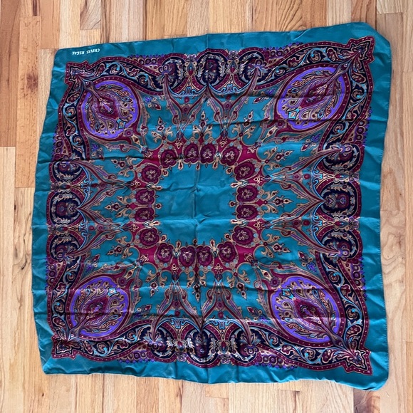 Multicolored dark green silk scarf - Picture 6 of 9